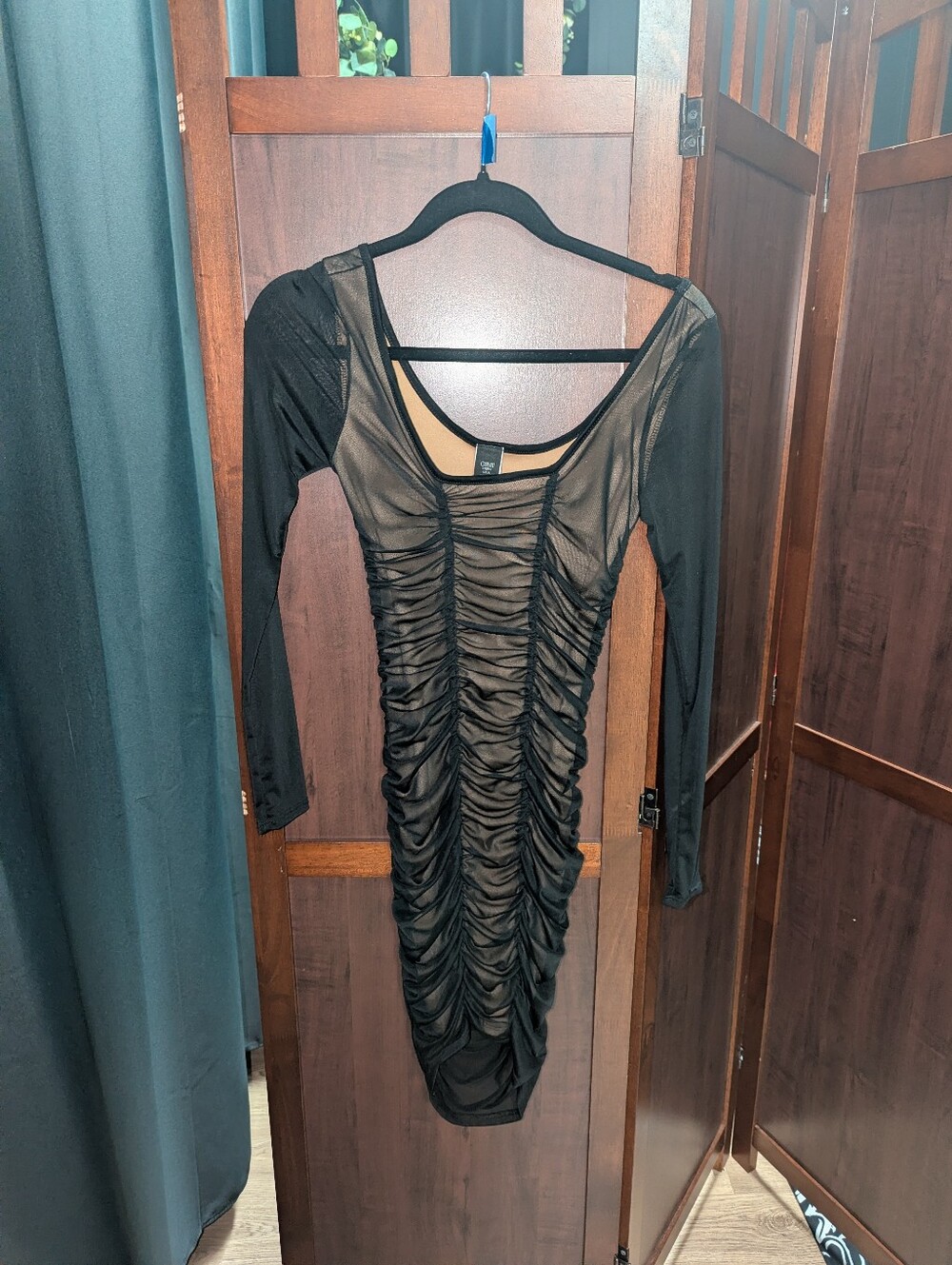 Chic Black Long Sleeve Ruched Dress